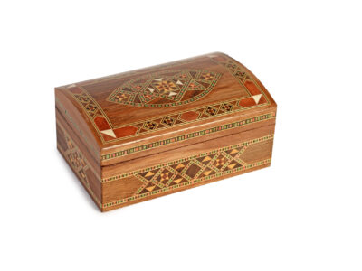 Convexed Rectangular Mosaic Box